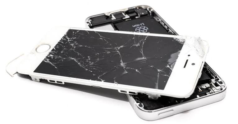 A broken iPhone